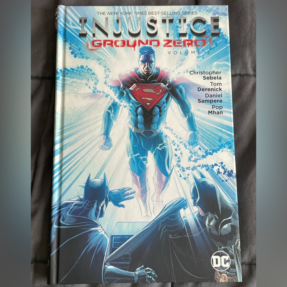 BUY 3 FOR $25 - DC Injustice Graphic Novel